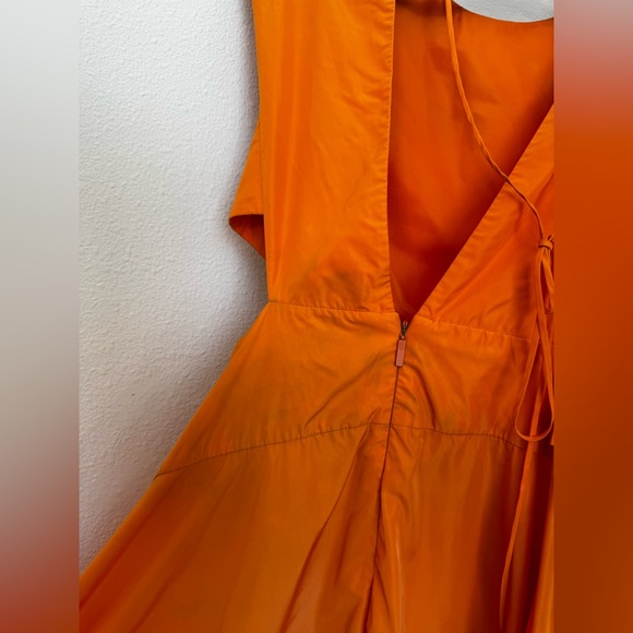 Tibi Italian Sporty Nylon Sleeveless Balloon Dress in Orange Size 8 - Picture 14 of 17